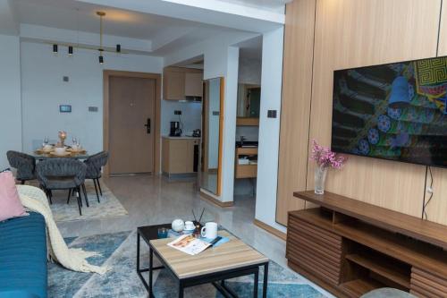 Μια τηλεόραση ή/και κέντρο ψυχαγωγίας στο Paradise Haven