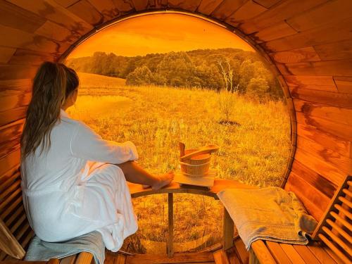 Gambar di galeri bagi Nature Mystique Retreat 3 Bedroom Moroccan Cabin di Creola
