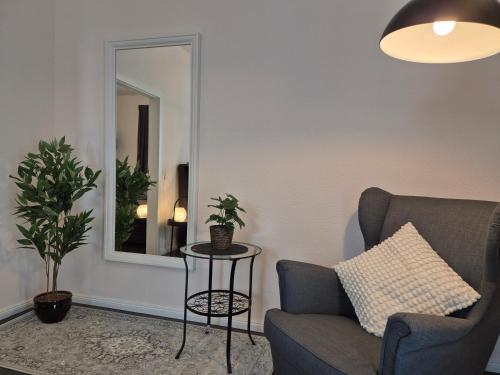 Fotografie z fotogalerie ubytování Gemütliches Loft mit Terrasse im ehemaligen Bahnhof Kalenborn v destinaci Vettelschoß