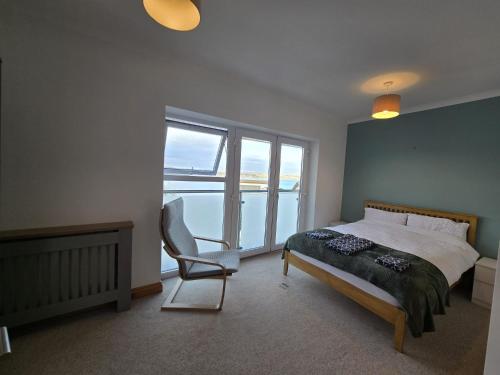 Postel nebo postele na pokoji v ubytování Penfro sea view