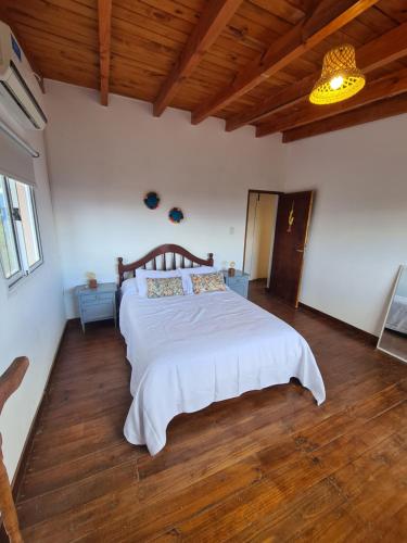 Ένα ή περισσότερα κρεβάτια σε δωμάτιο στο Alquileres Cafayate