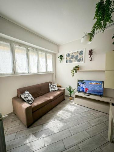 Home In Town - CITY LIFE near San Siro Stadium metropolitana M1 - M5