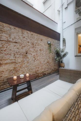 Chic Poble Nou Loft Terrace & Close to The Beach