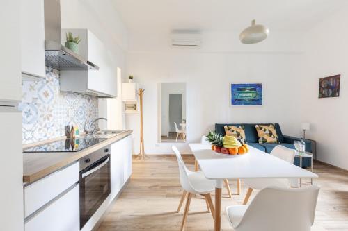 Hostly-The Porta Pia Suite-Rome Centre with Charme