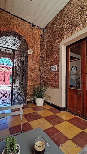 Η πρόσοψη ή η είσοδος του La Botica de 1852 Hotel