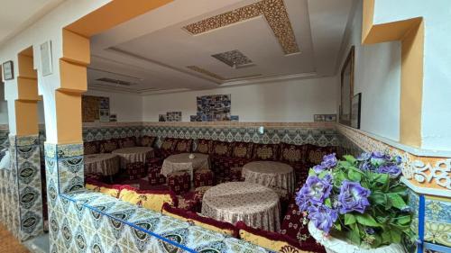 Un lugar para sentarse en Auberge Mzik