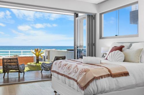 Postel nebo postele na pokoji v ubytování The Beach House at Merewether