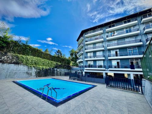 Kolam renang di atau dekat dengan Lake View Residencies