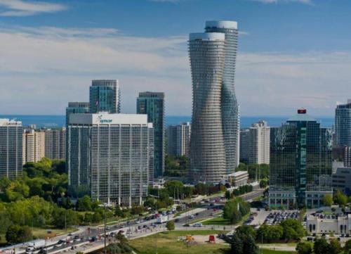Γενική άποψη της πόλης Μισισάουγκα ή θέα της πόλης από  αυτή η παραθεριστική κατοικία