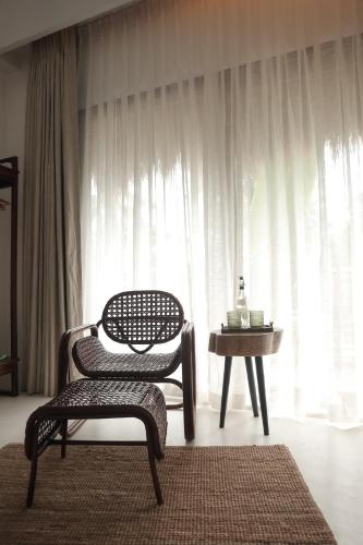 Ruang duduk di The KAZA Boutique Hotel