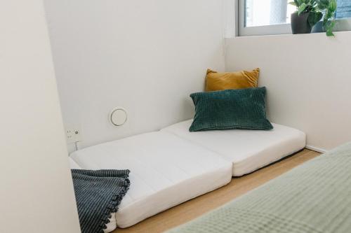 Katil atau katil-katil dalam bilik di Tokyo Cabin