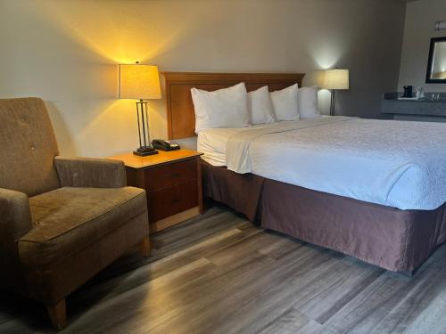 Cama o camas de una habitación en Skyway Inn - Seatac