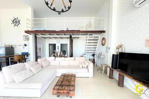 Χώρος καθιστικού στο GAO Sailor Mezz Beachfront