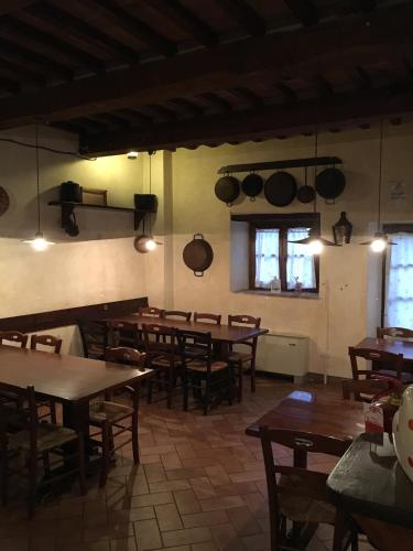 Un restaurante o sitio para comer en Molenda B&B