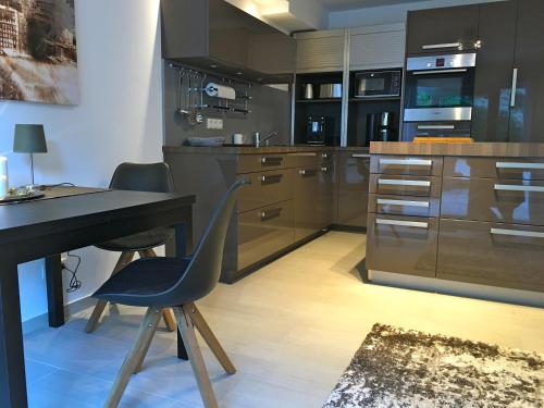 Η κουζίνα ή μικρή κουζίνα στο Moselschön Das Ferienhaus