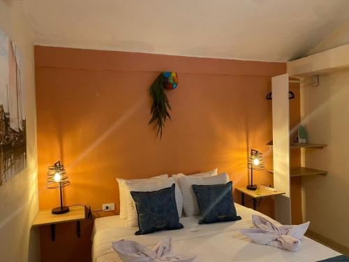 Postel nebo postele na pokoji v ubytování Almabella Hotel