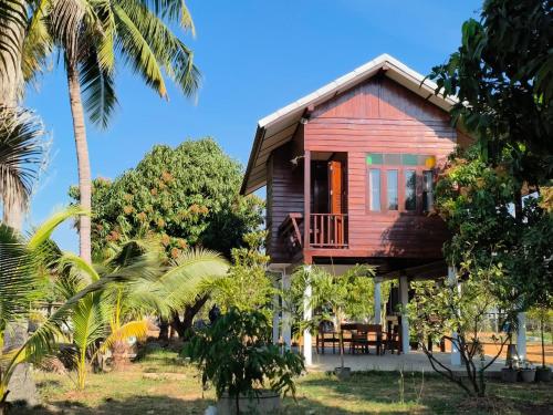 Κήπος έξω από το Shine Villa Sukhothai