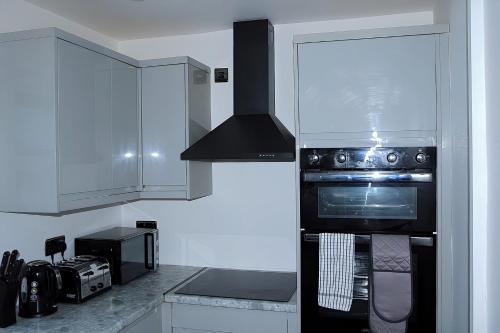 2nd Home Stays Erdington Birmingham - Sleeps 6 Max - Near Erdington Station 10-15 mins walk - Perry Barr Regeneration - Contractors - Long Stays Welcome photo 14
