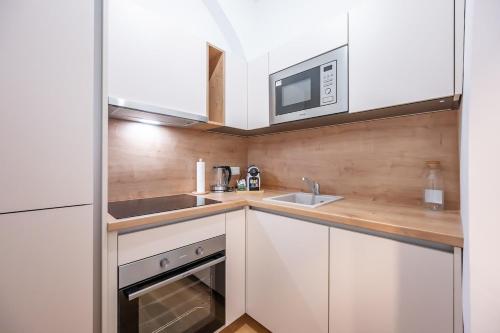 1 BDR - Apartment Majestic, right near Vienna's Old City