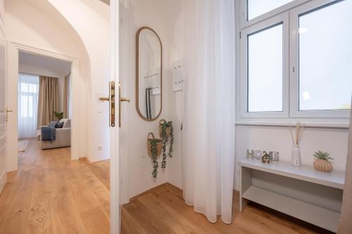 1 BDR - Apartment Majestic, right near Vienna's Old City