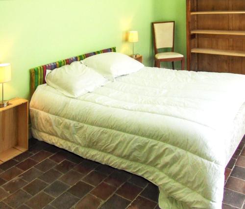 Postel nebo postele na pokoji v ubytování Maison charmante à Ryes avec jardin clos et accès PMR
