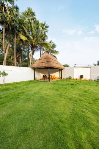 Κήπος έξω από το The Serene Shores - Luxury Private Villa