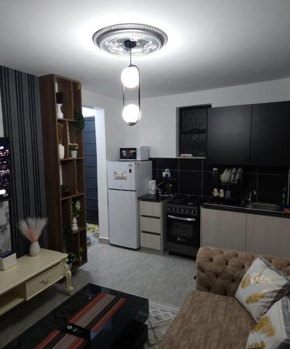 Una cocina o cocineta en Dolphin Homestays