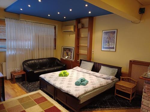 Φωτογραφία από το άλμπουμ του Ισόγειο Στούντιο στα Τρίκαλα