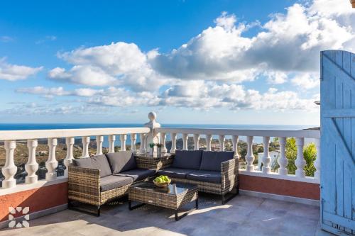 Villa Terracota by Abahana Villas