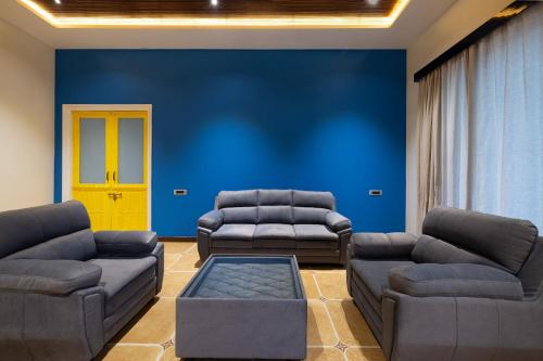Χώρος καθιστικού στο The Serene Shores - Luxury Private Villa