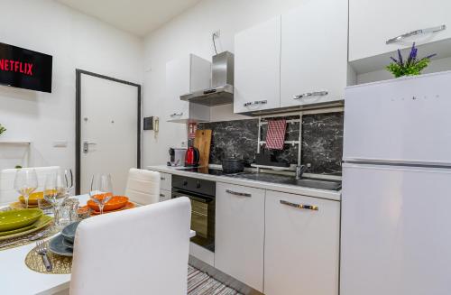 Milano Centrale - Parking nearby and Free Wifi