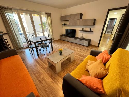 Sweet Home 3 bedrooms free parking