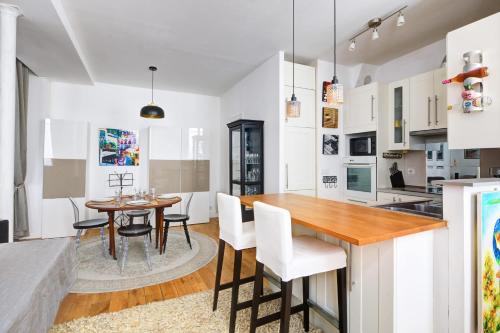 Apartment in le marais