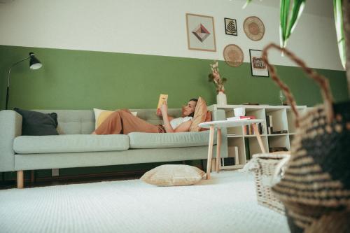 Posezení v ubytování Wine&Go Studio, Stylish, quiet city center home