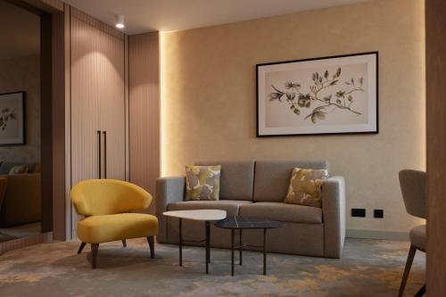 Χώρος καθιστικού στο Hilton Sofia