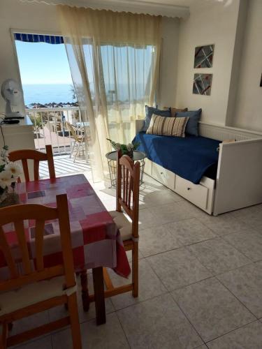 Estudio, first line de la playa Prime location