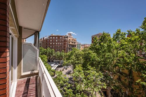 Sweett - Gaudi Avenue
