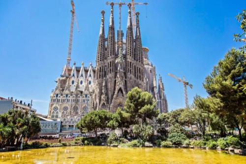 Sweett - Gaudi Avenue