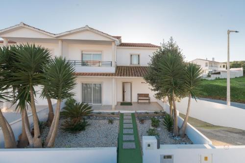 Casa Camila III - Moradia T3 - Nazaré