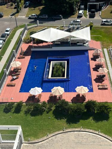 Hồ bơi trong/gần Torre Green Life FullAmenities