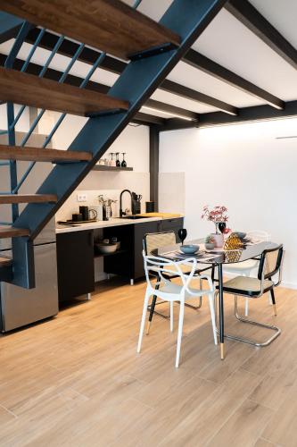 PV Loft Valencia - Modernos y cómodos estudios dúplex cerca a Russafa