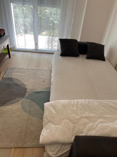 Studio cosy, à 2 pas RER A et E