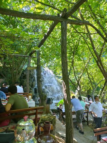 Επισκέπτες που μένουν στο Köyevi Teras Bungolov