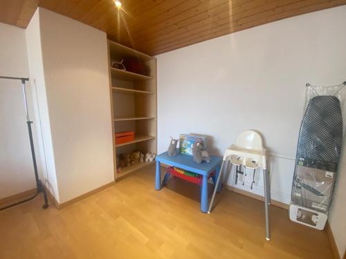 Katil atau katil-katil dalam bilik di AlpenHaus, retreat home