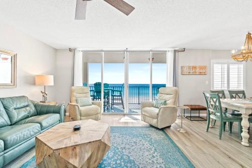 Imagen de la galería de Brand New! BeachFront, SPECTACULAR VIEWS, LRG BALCONY, en Fort Walton Beach