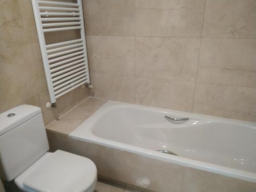 Koupelna v ubytování Vivienda de 1 habitación independiente, metro La Moraleja