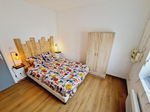 Photo de la galerie de l'établissement F3 Close to fully equipped center, à Maubeuge