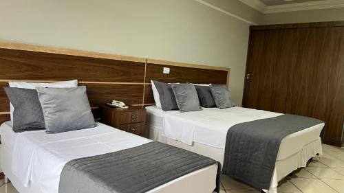 GUTIERREZ HOTELにあるベッド