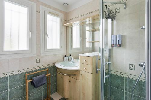 Koupelna v ubytování La Catinou - Maison confortable et spacieuse