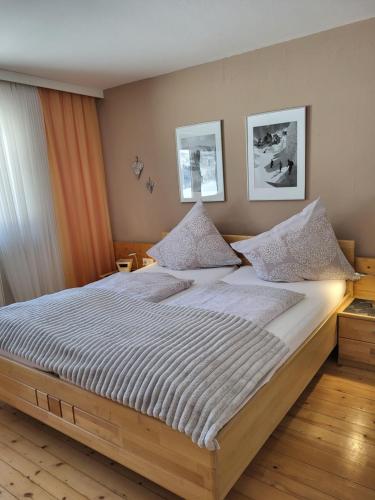 Postel nebo postele na pokoji v ubytování Apartment bei Anna